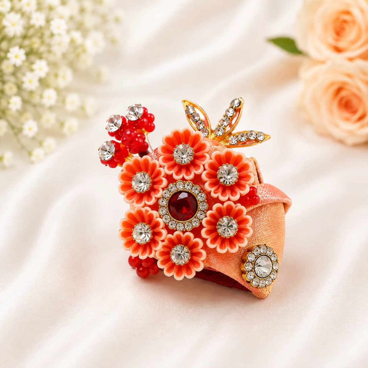 Laddu Gopal Floral Pearl Mukut (Crown) size 1